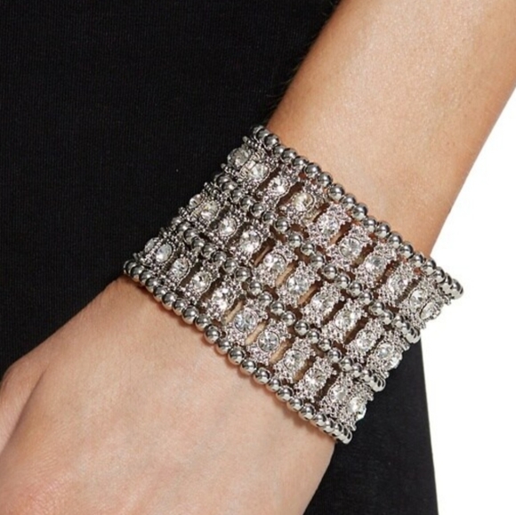 Stunning Antique Silver Crystal Boho Stretch Bracelet - Picture 2 of 3